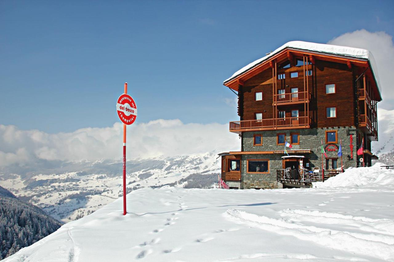 Maison Fosson Aparthotel Champoluc Eksteriør bilde